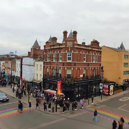 Cyber-Art Studio In Camden London Exterior photo